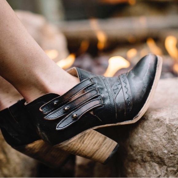 Freebird by Steven Shoes - Freebird by Steven Gate distressed heeled booties